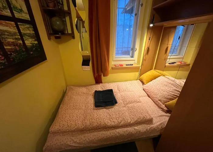 Tiny Private Apartment In Central Buda.