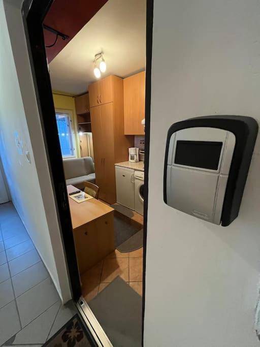 Apartment Tiny Private In Central Buda. *