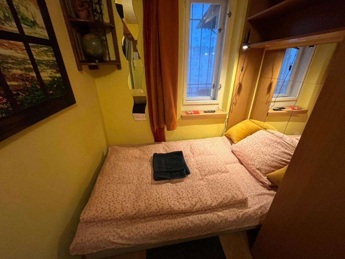 Tiny Private In Central Buda. Apartment Budapest