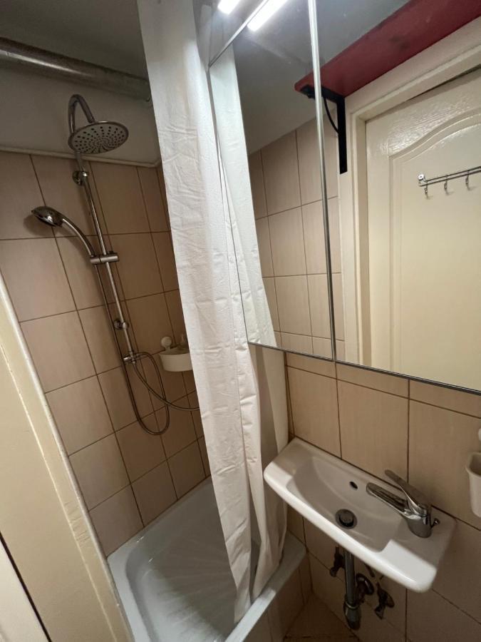 Apartment Tiny Private In Central Buda. Budapest